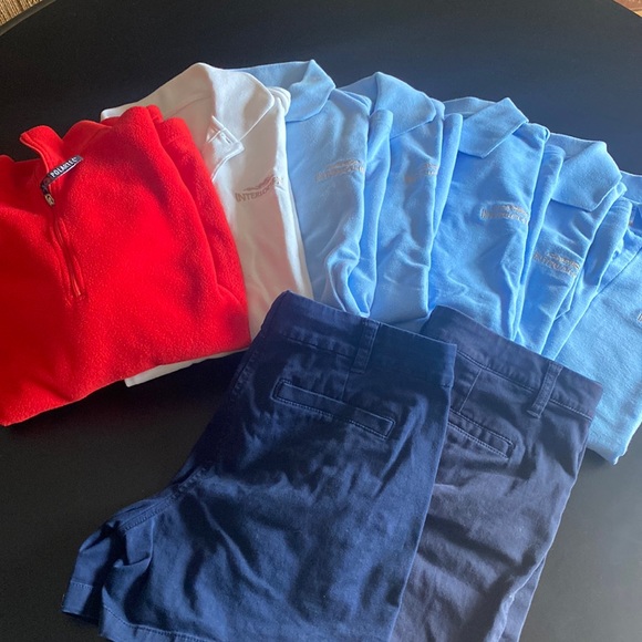 Interlochen camp starter kit! 6 adult sm logo shirts, 2 pair of shorts, 1 fleece - Picture 1 of 5